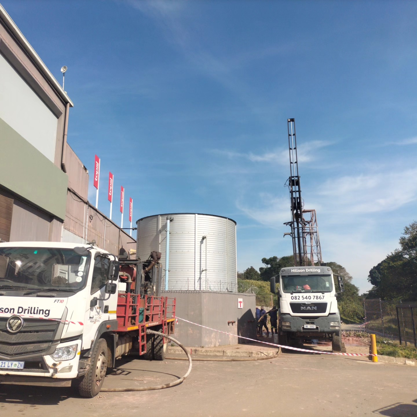 A very lucky client in Eshowe. This hole was 100m deep and yielded over 30,000 liters per hour!