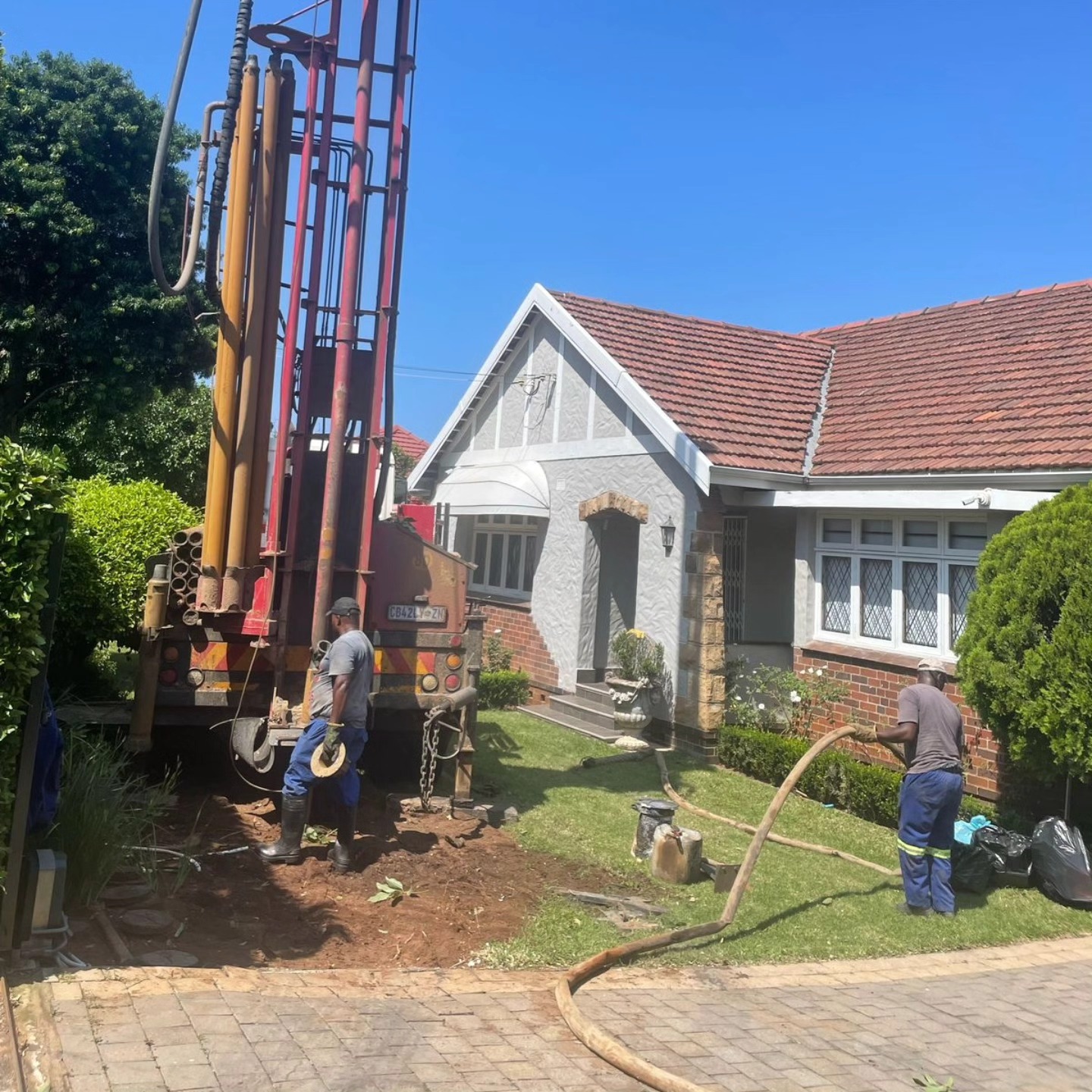 Happy customers in Durban North after securing their own water supply πππ¦