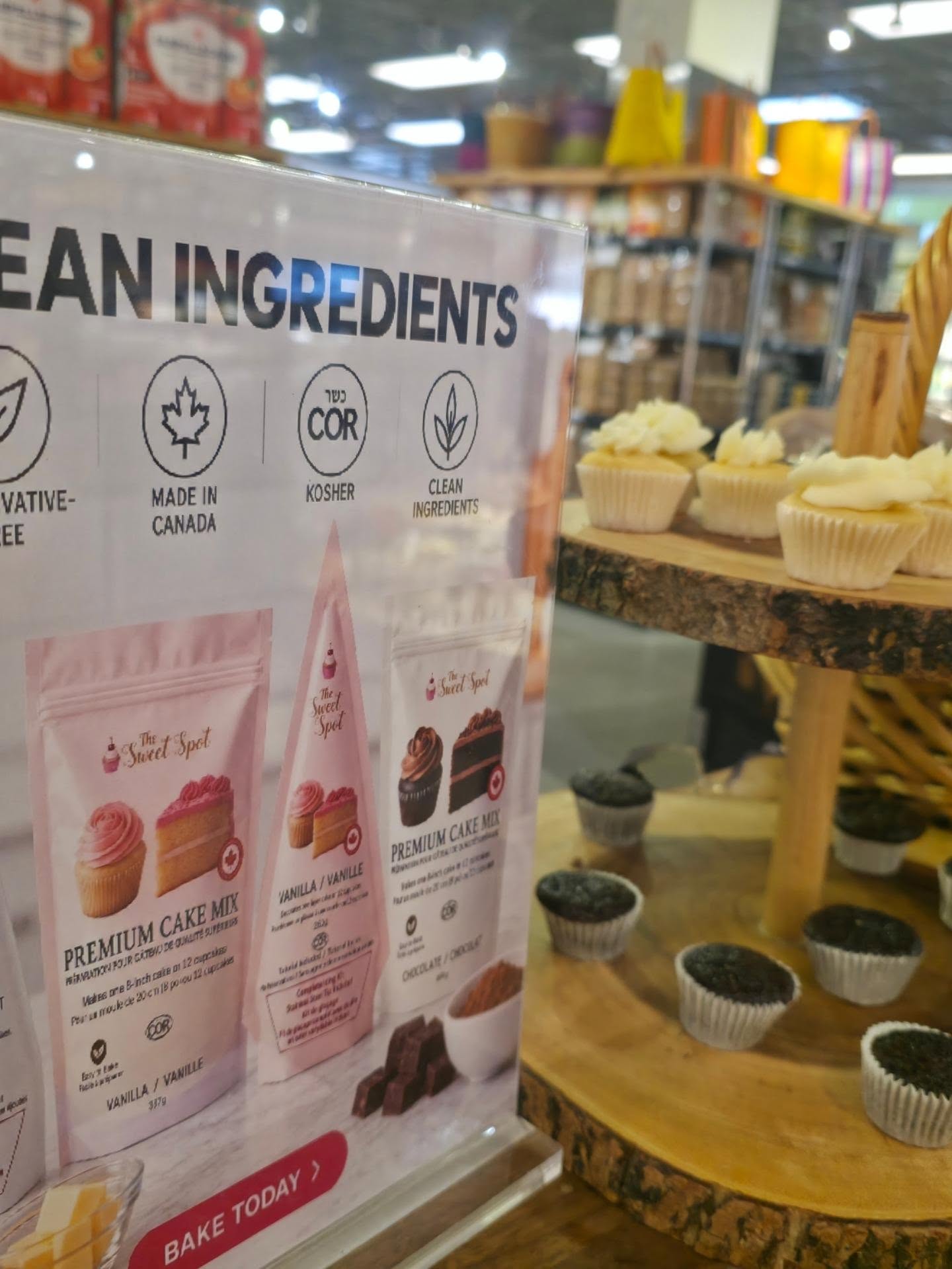 The fabulous Rhonda from Demo Staff showing off our The Sweet Spot Cakes cake mixes and icing kits at McEwan Don Mills today! 🧁 Such a successful day—we almost sold out! Thank you to everyone who stopped by to taste and support us. And thanks to Tricia from @bacnational for stopping by. 💕
#TheSweetSpotCakes #McEwanDonMills #CakeMix #IcingKit #MadeInCanada @demo.staff @canadian_women_in_food